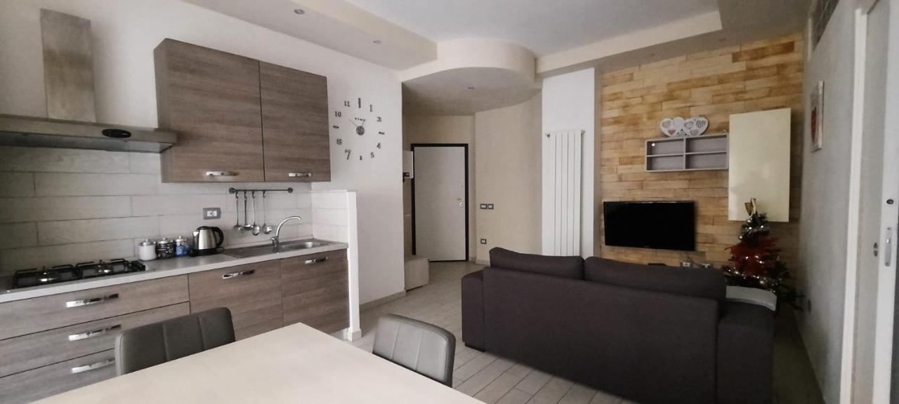 Casa Vacanze Mary Carrara Buitenkant foto